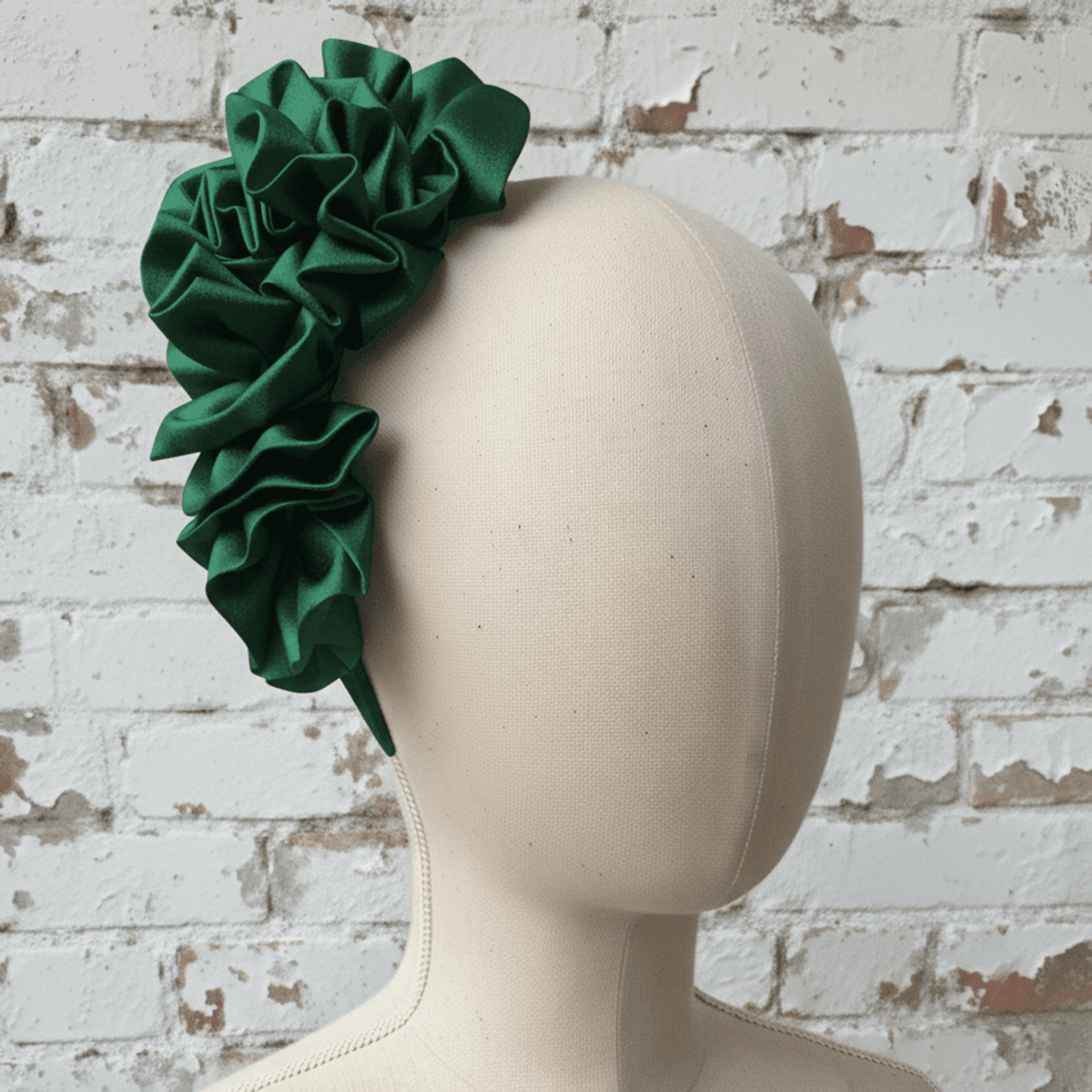 Broche Pasador Tocado Rita Hecho a Mano - 4