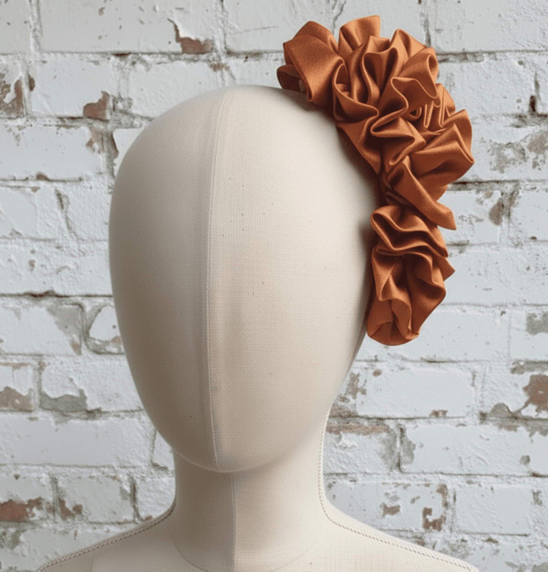 Broche Pasador Tocado Rita Hecho a Mano - 14