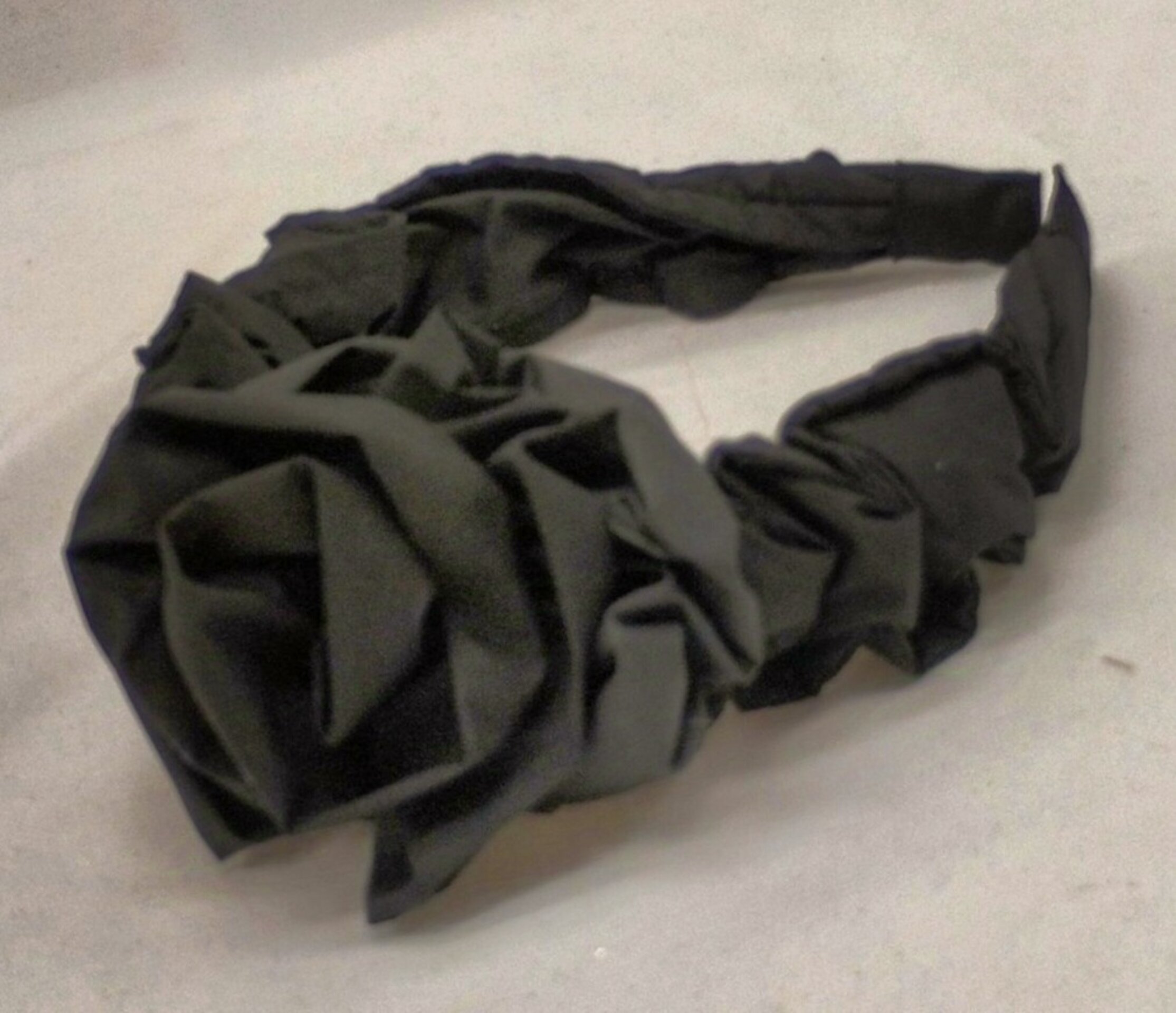 Diadema Tocado Betty Hecha a Mano - 15