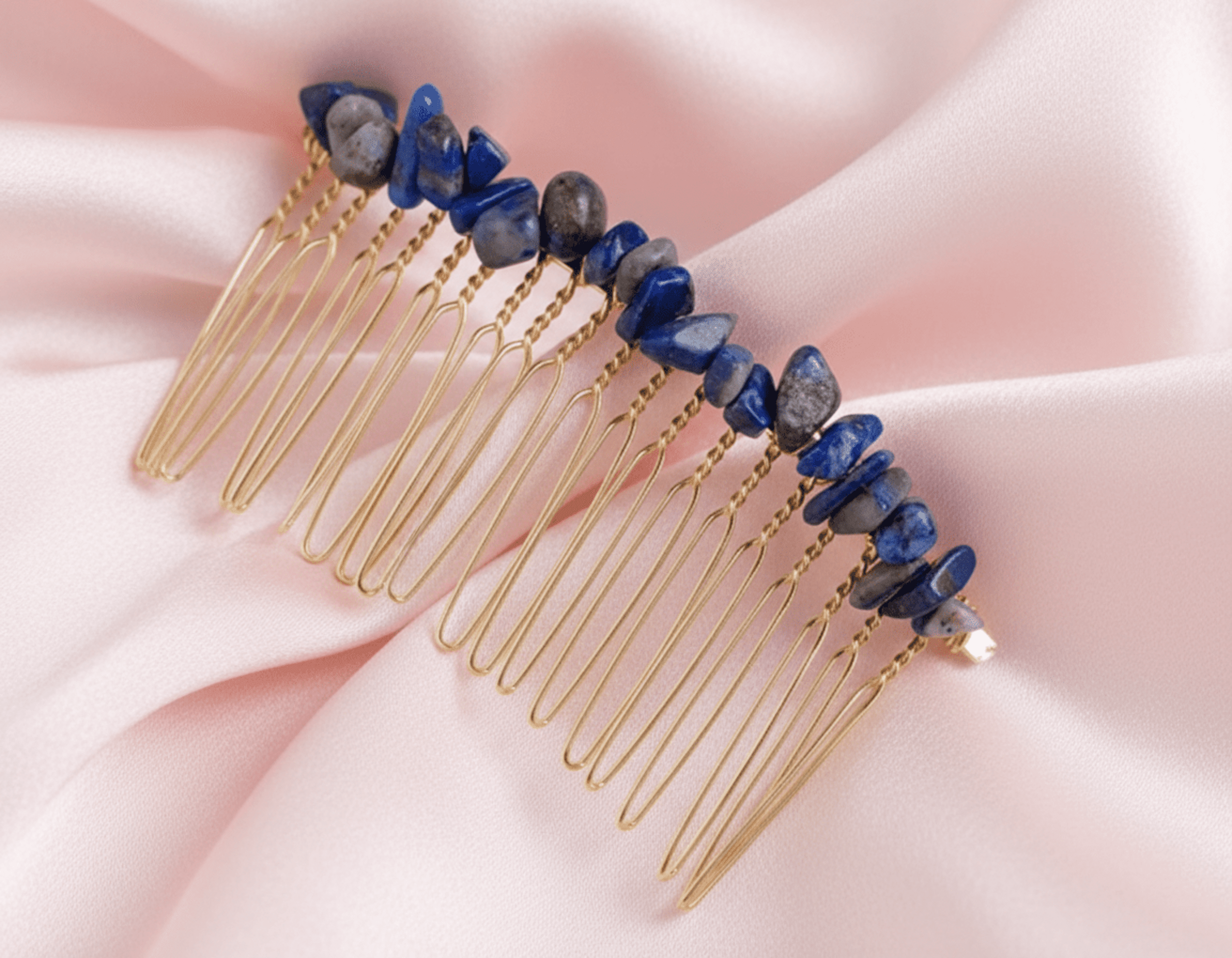 Peineta Dorelia Engarzada Hecha a Mano con Piedras de Cristal - 11