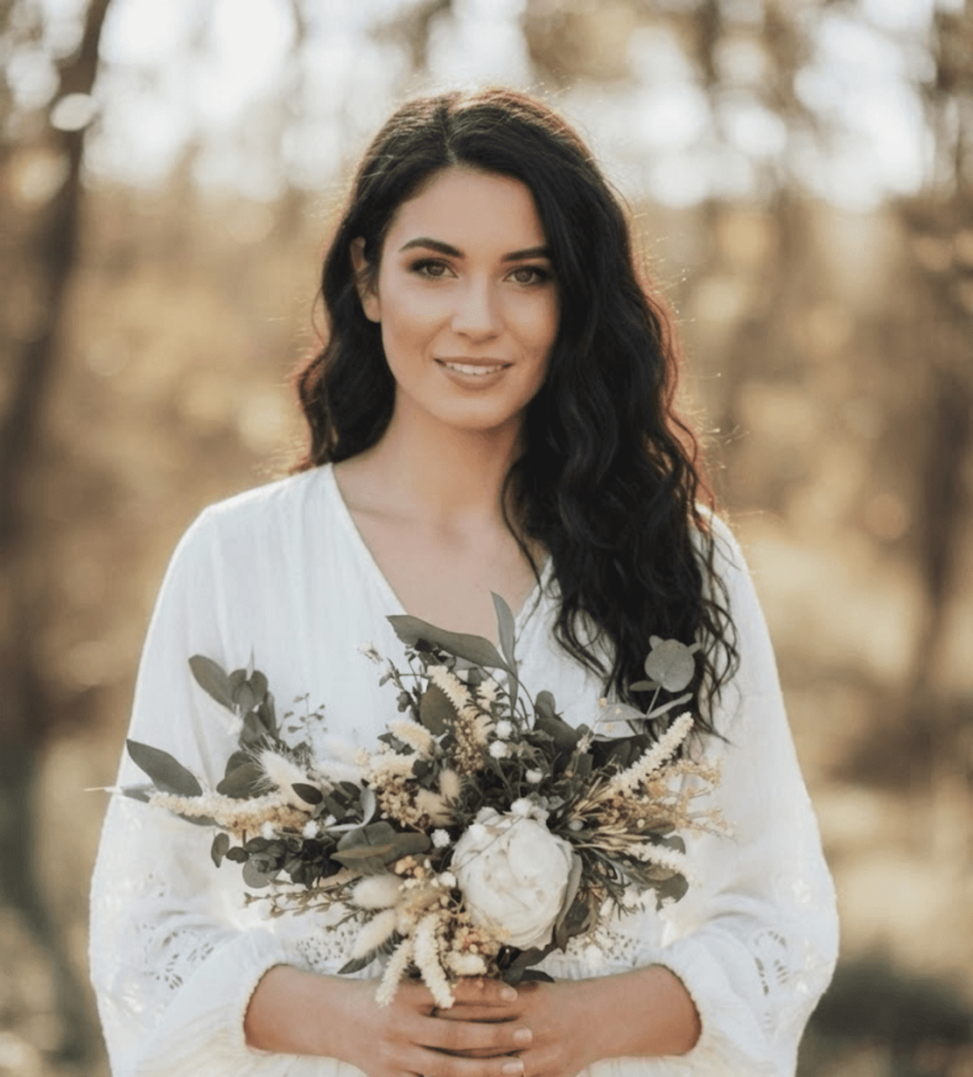 Ramo de novia de Eucalipto, Peonía blanca y follaje, Ramo de Novia Boho - 4