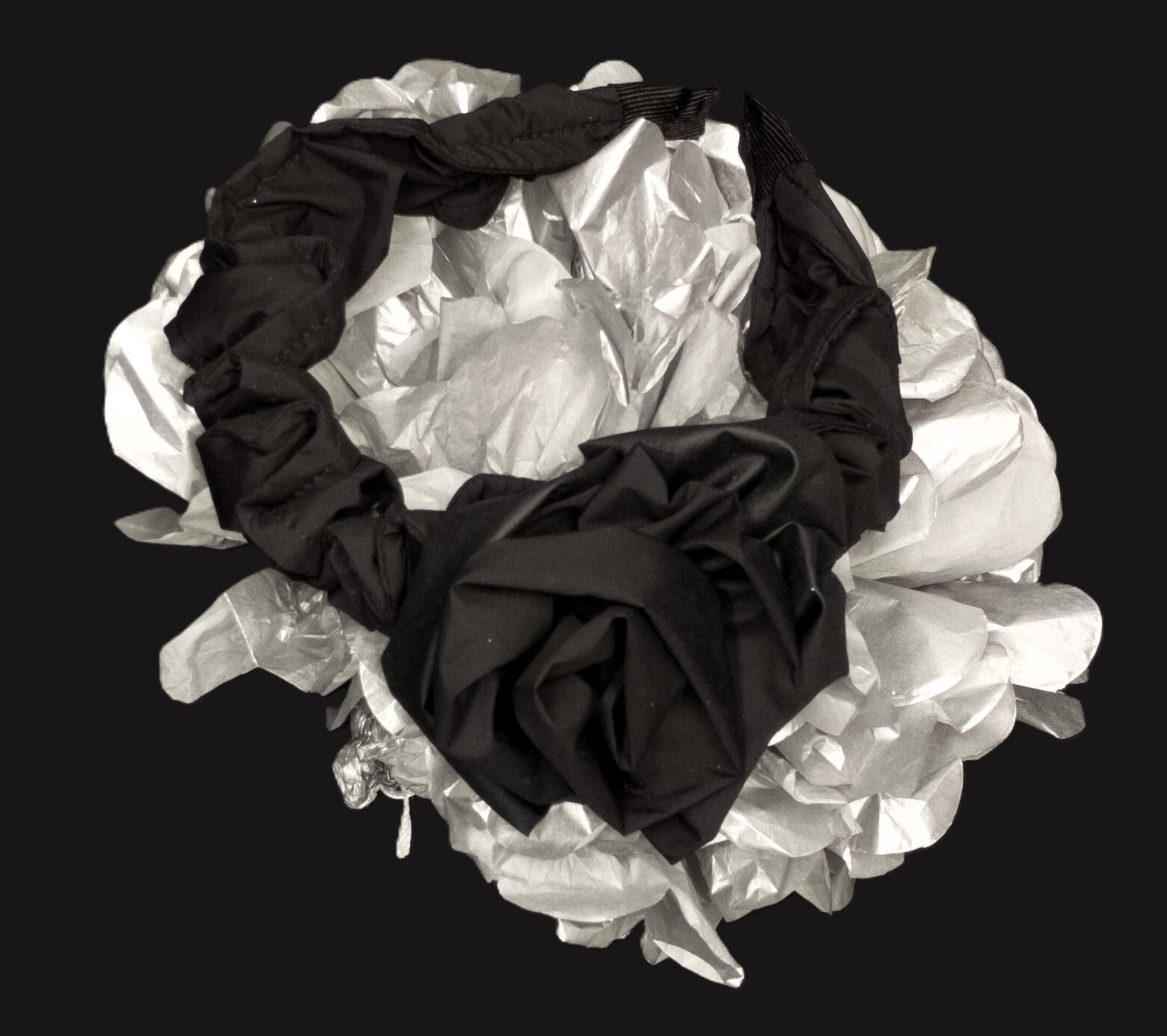 Diadema Tocado Betty Hecha a Mano - 13