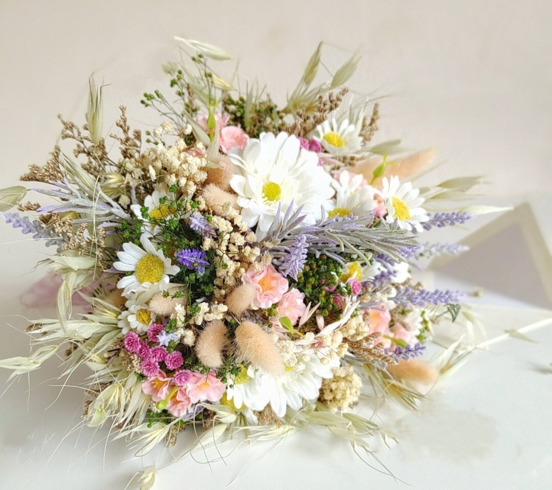 Ramo de Novia Campestre con Flores Primaverales - 7