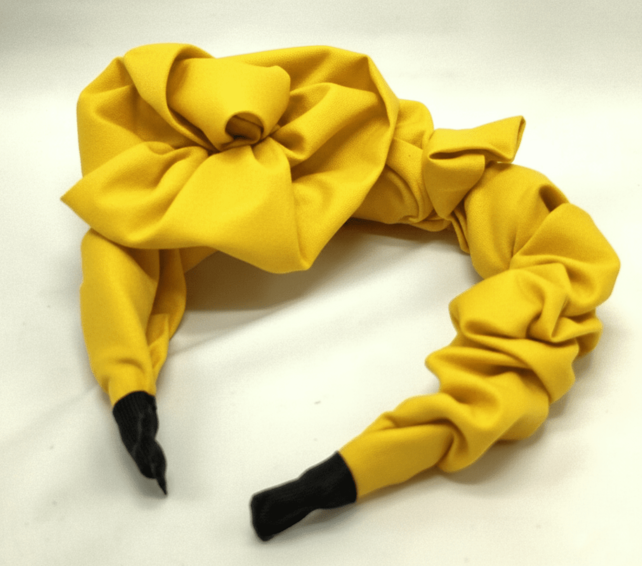 Diadema Matilda Hecha a Mano - 4