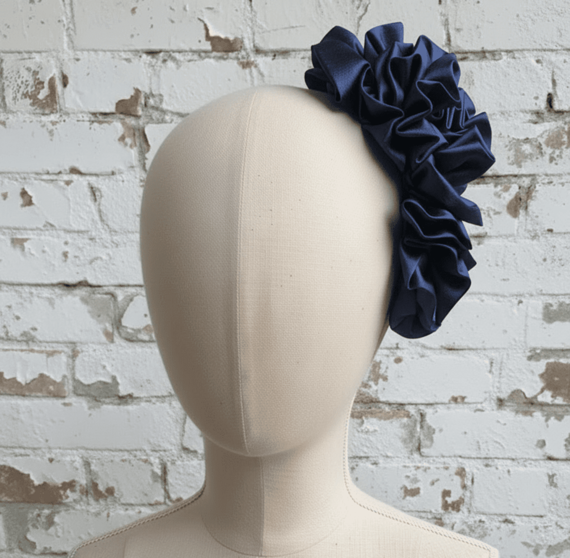 Broche Pasador Tocado Rita Hecho a Mano - 16