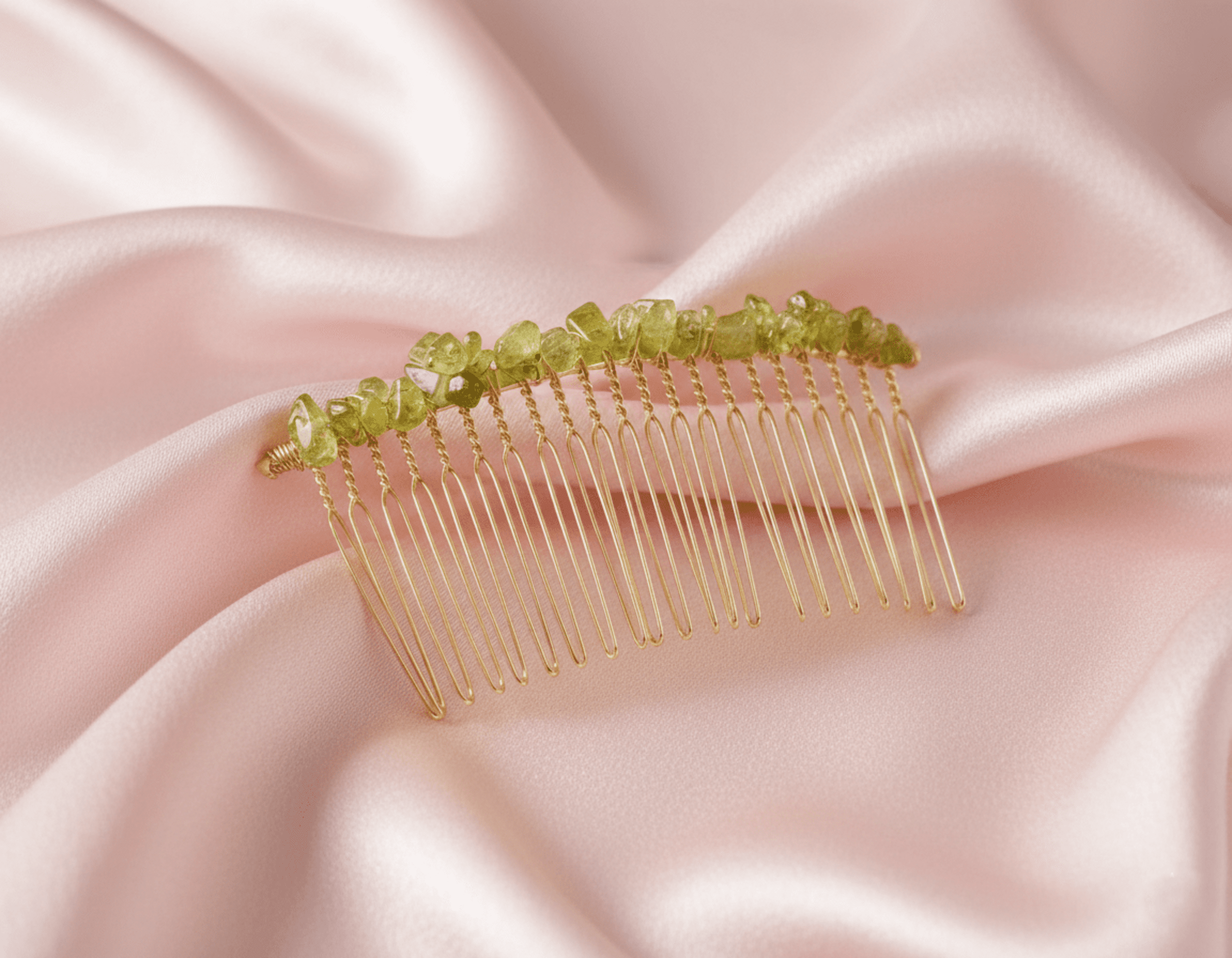 Peineta Dorelia Engarzada Hecha a Mano con Piedras de Cristal - 7