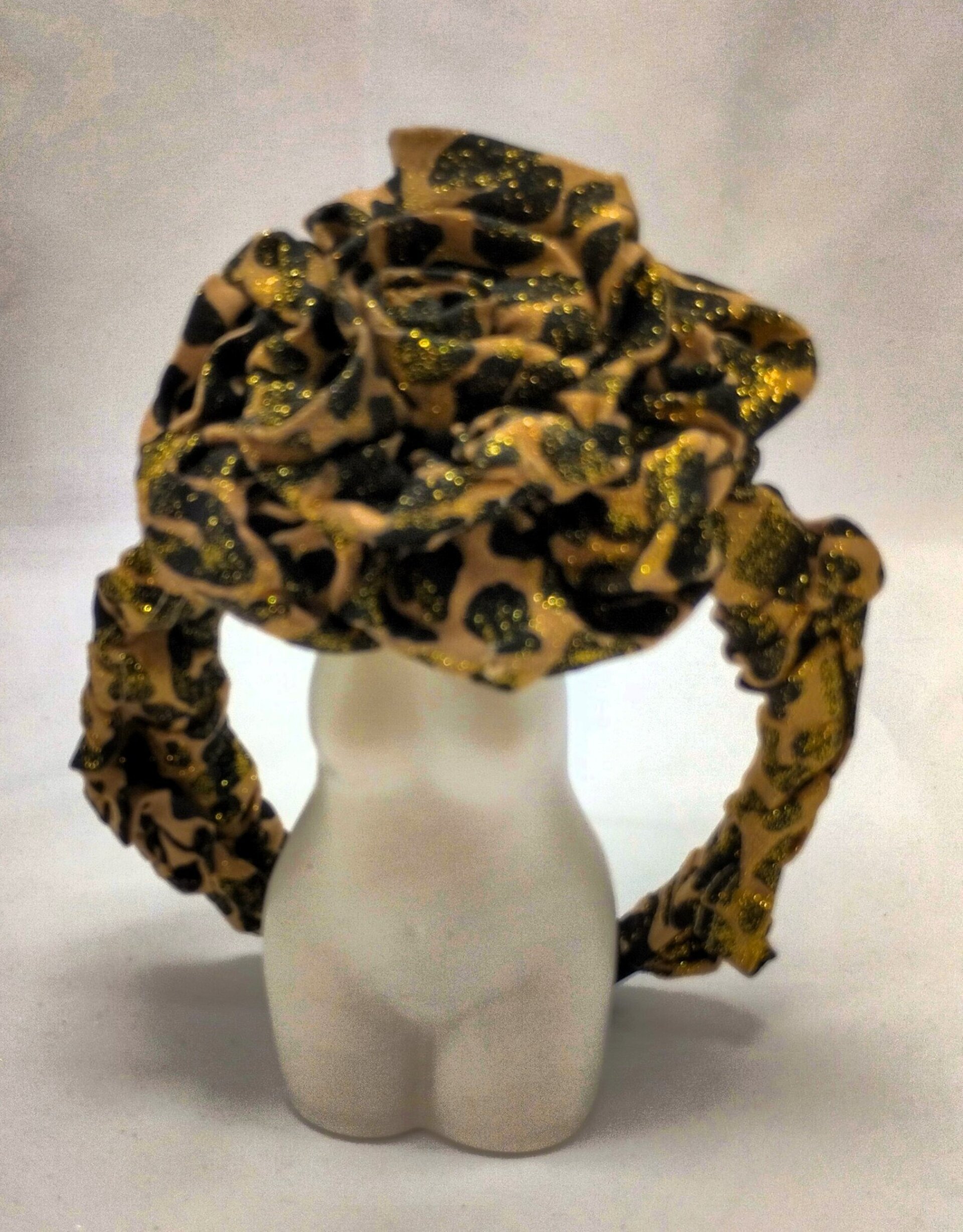 Diadema Tocado Betty Hecha a Mano - 8