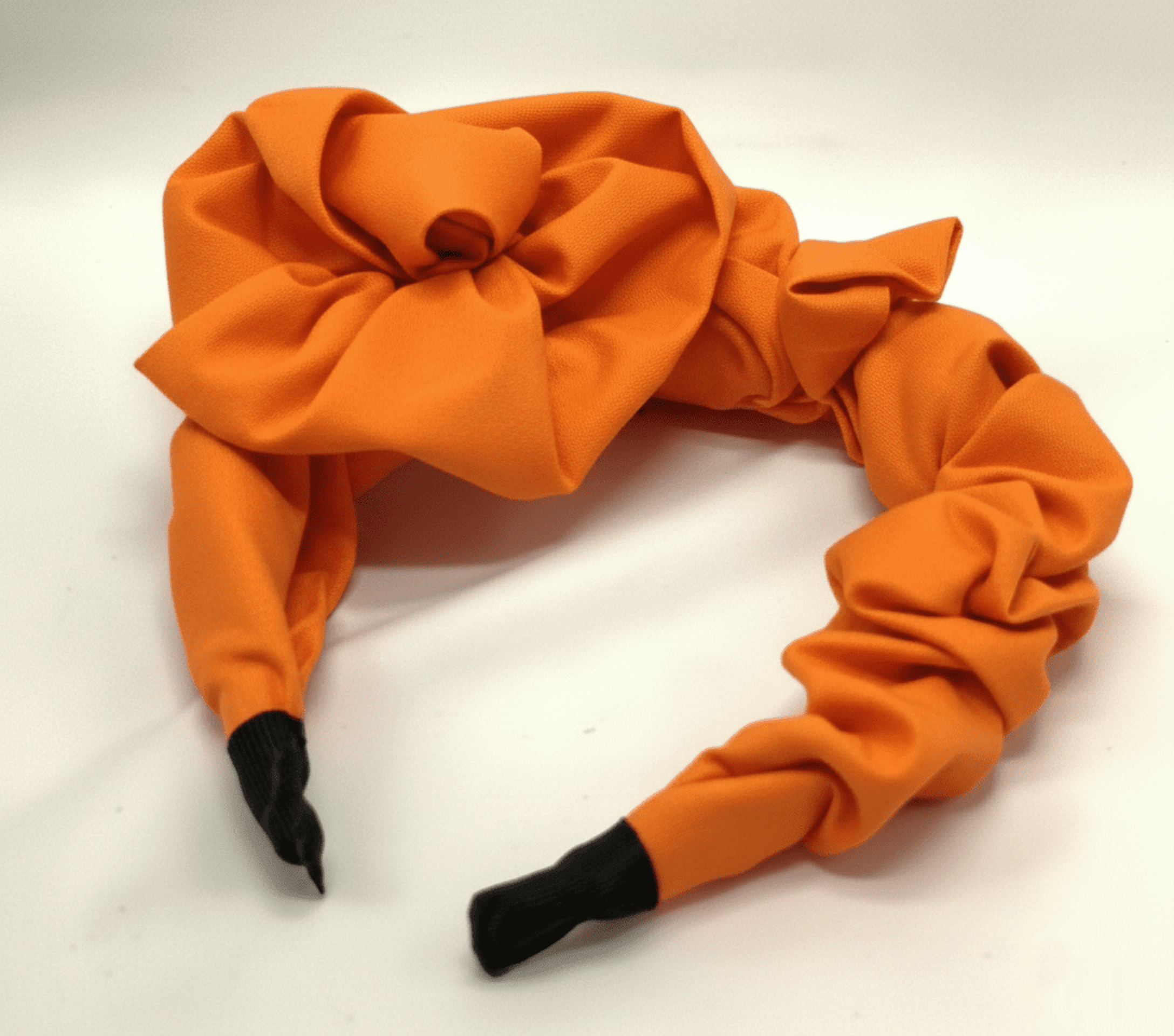 Diadema Matilda Hecha a Mano - 9